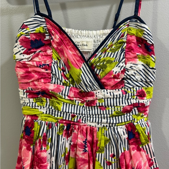Abercrombie & Fitch Floral Dress - Size Small - Picture 4 of 6
